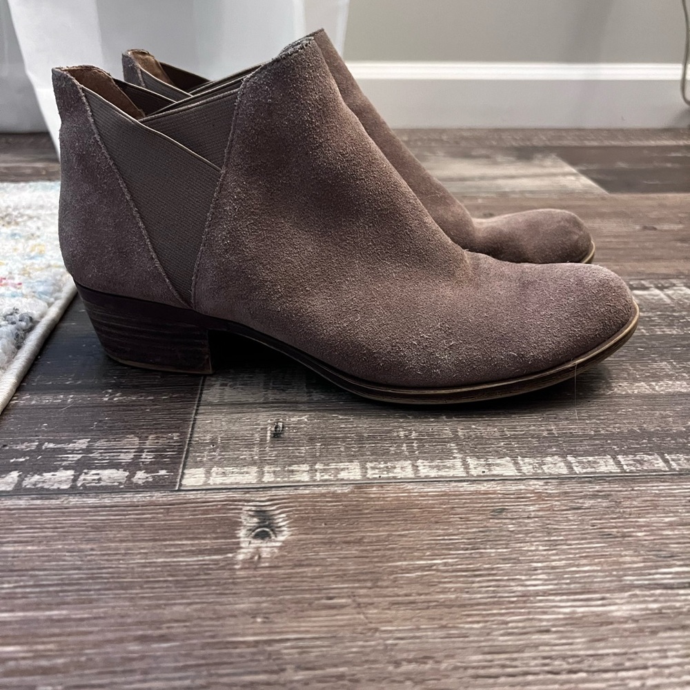 lucky brand tan suede boots